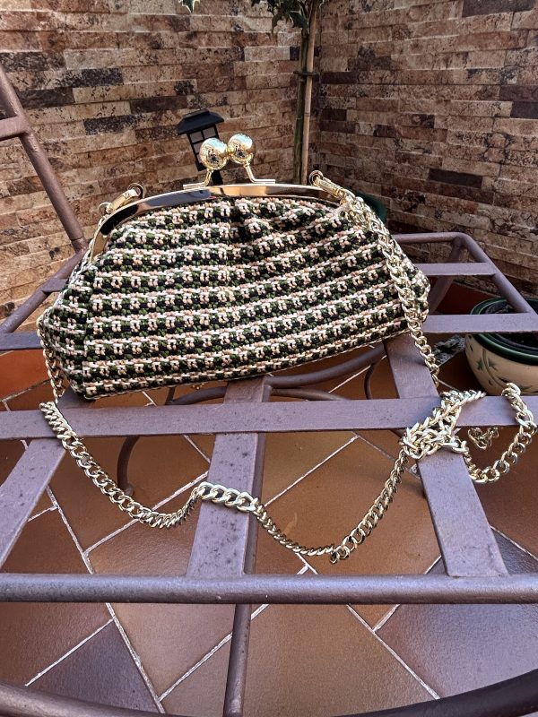 Bolso estilo monedero clásico - Imagen 3