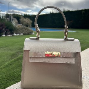 Bolso dorado de piel Nueva Colección