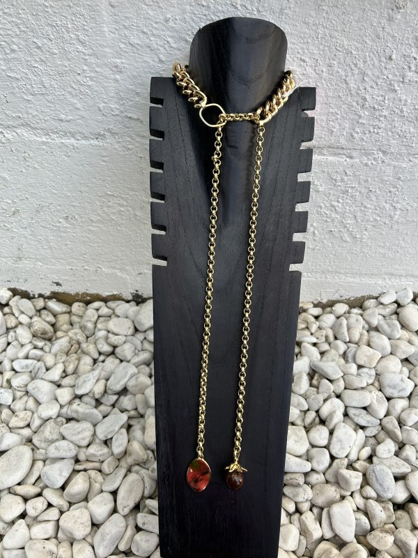 Collar Sígueme dorado Carolina Olivares - Imagen 3