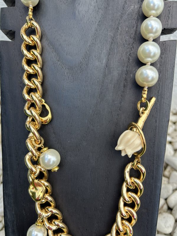 Collar Flor Carolina Olivares - Imagen 3