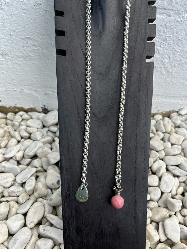 Collar Sígueme Plateado Carolina Olivares - Imagen 2