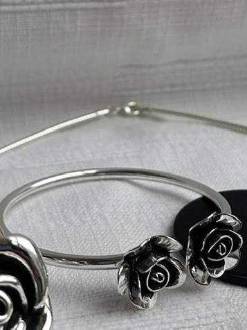 Pulsera de plata colección rosas - Imagen 2