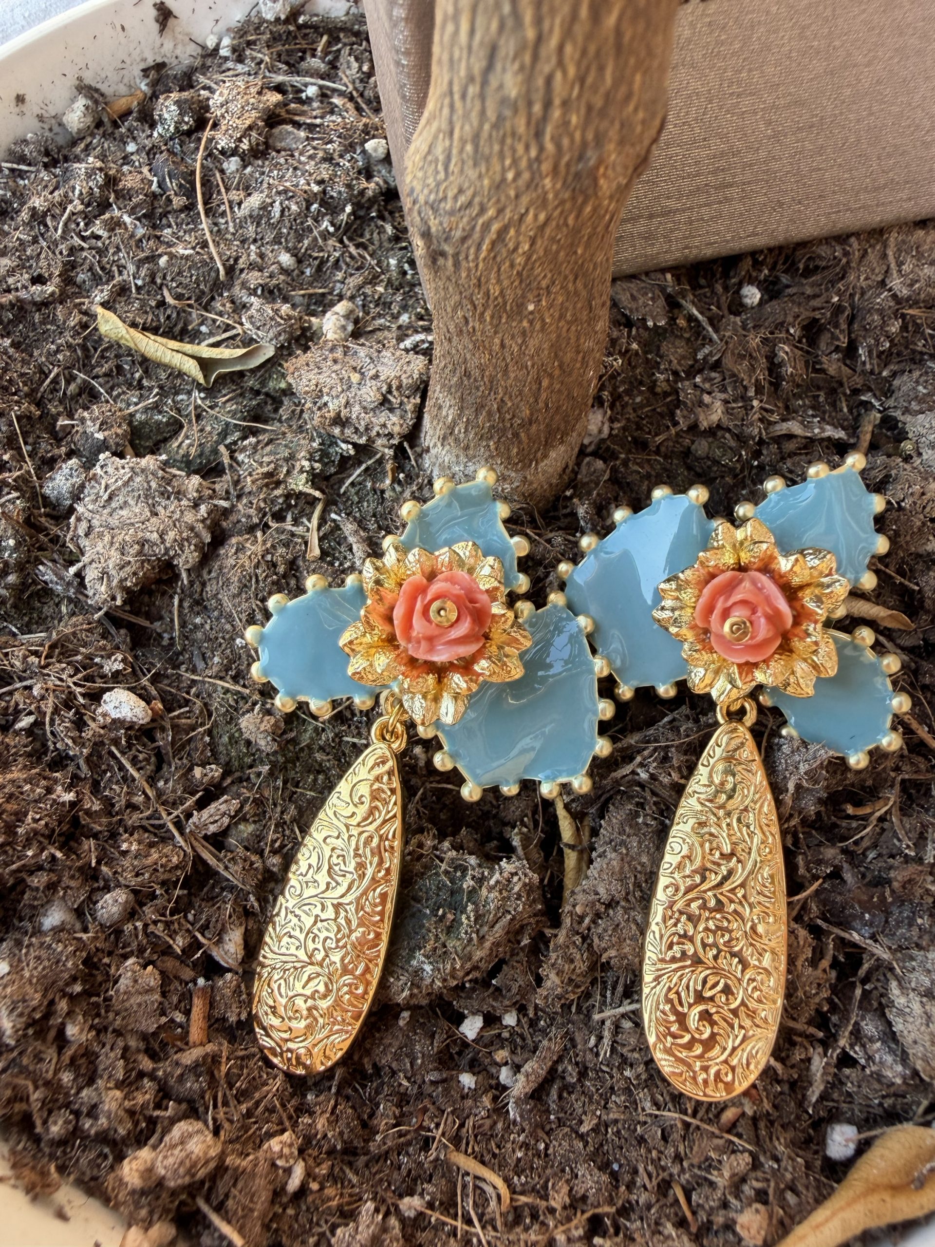 Pendientes Artesanía Carvajal flor rosa - Imagen 3