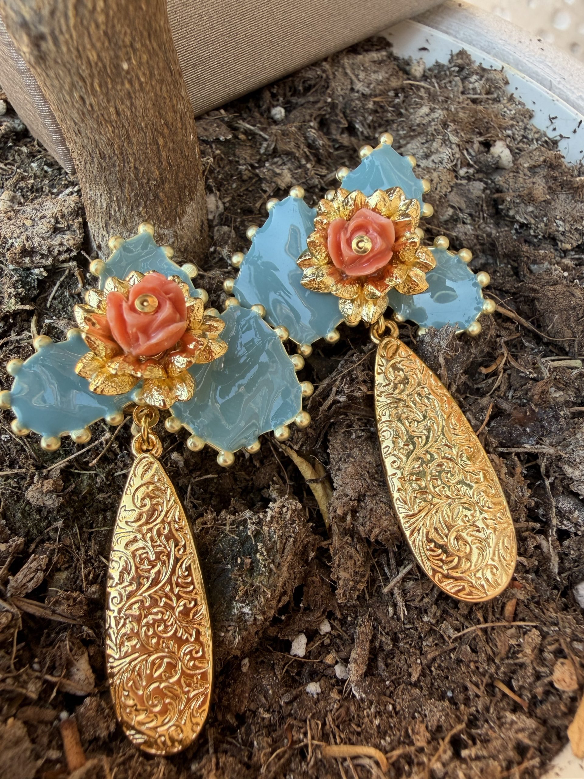 Pendientes Artesanía Carvajal flor rosa